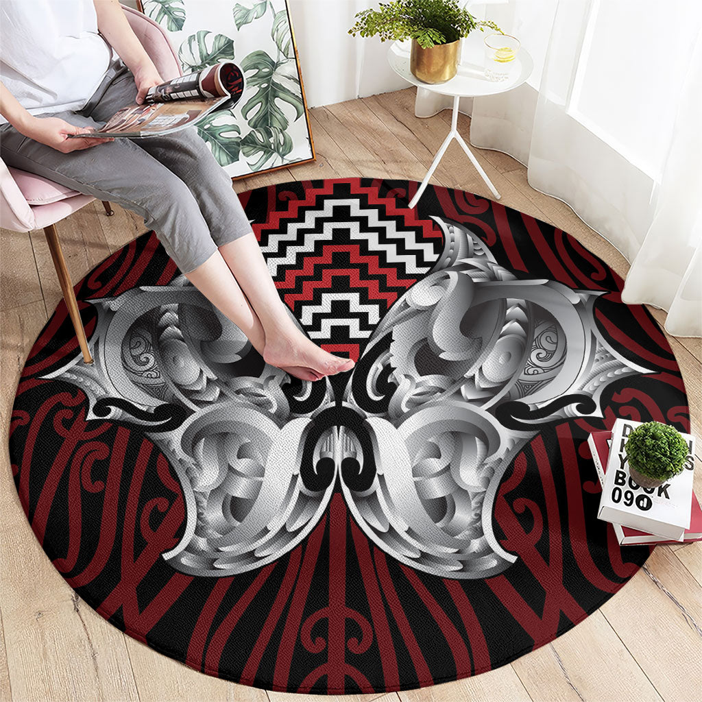 Aotearoa Kowhaiwhai Poutama Red Motif Round Carpet