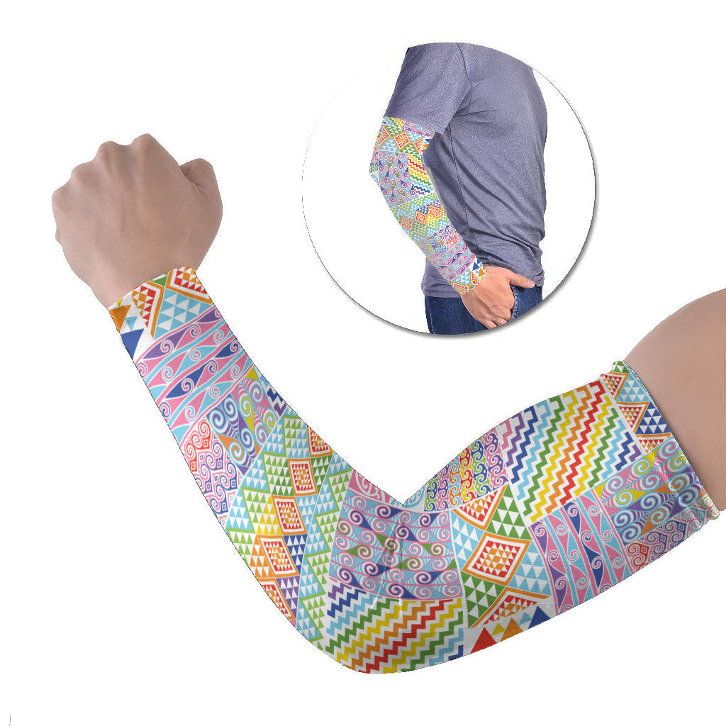 Aotearoa Kowhaiwhai Taniko Patchwork Rainbow Motifs Arm Sleeves