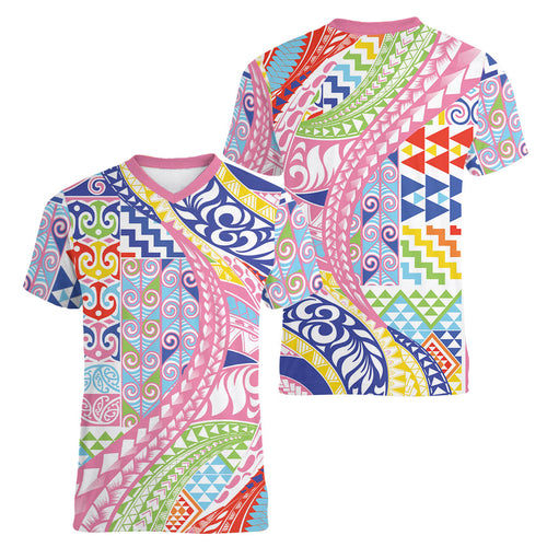 Maori Kowhaiwhai Taniko Patchwork Rainbow Motifs Women V-Neck T-Shirt