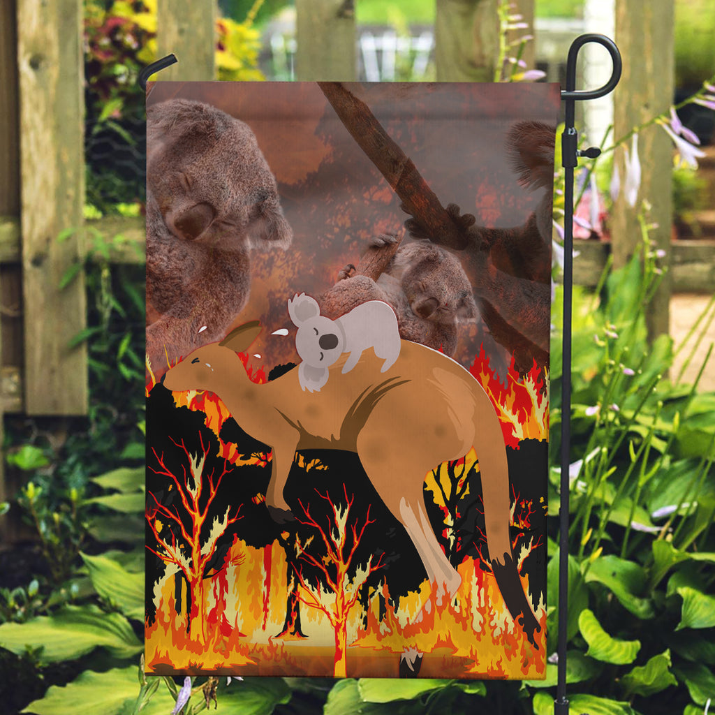 save-wildlife-australia-garden-flag-bushfire-awareness