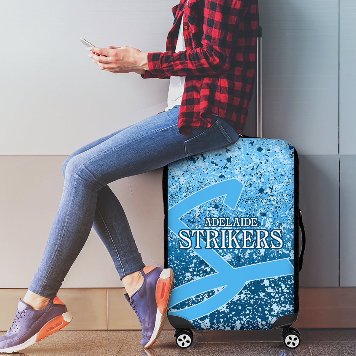 adelaide-strikers-custom-luggage-cover-bbl-cricket-team-2024
