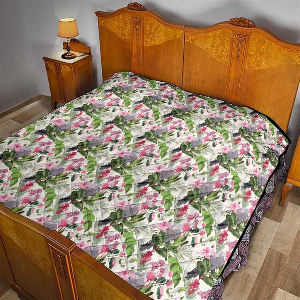 Aussie Pink Cockatoo Flowers Seamless Pattern Quilt - Aussie Hoodie