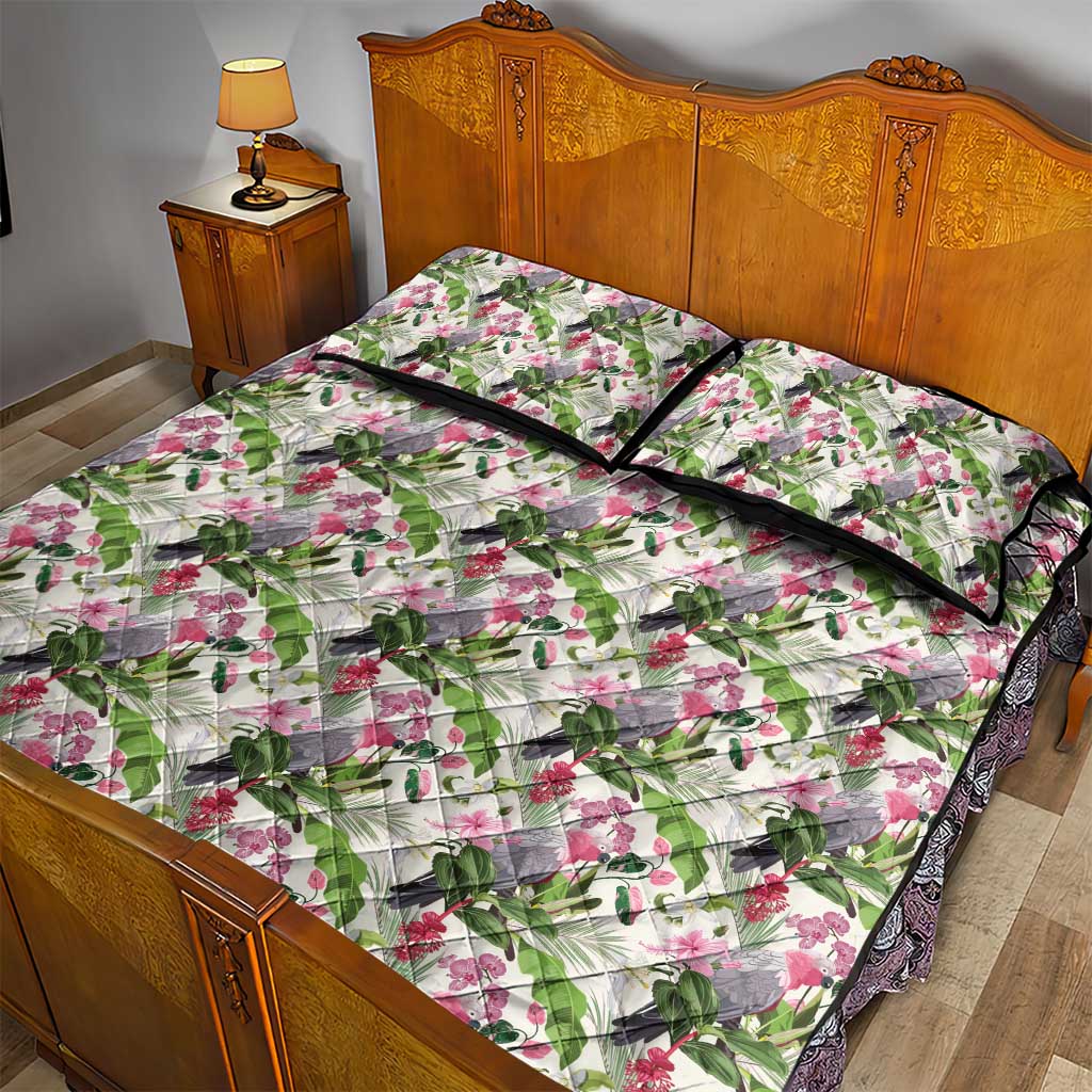 Aussie Pink Cockatoo Flowers Seamless Pattern Quilt Bed Set - Aussie Hoodie
