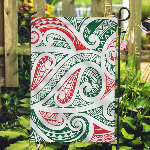 New Zealand Kowhaiwhai Christmas Garden Flag Traditional Maori Koru Pattern - Aussie Hoodie