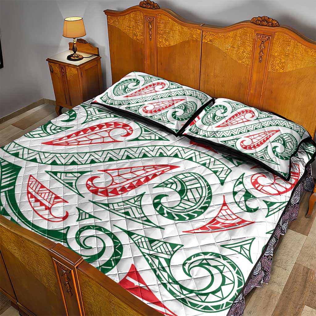 New Zealand Kowhaiwhai Christmas Quilt Bed Set Traditional Maori Koru Pattern - Aussie Hoodie