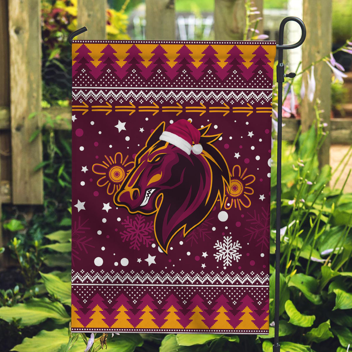 broncos-rugby-garden-flag-heart-of-all-queenland-2023-christmas-vibe-unique