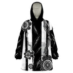 custom-text-and-number-collingwood-football-wearable-blanket-hoodie-proud-to-be-magpies-aboriginal-version