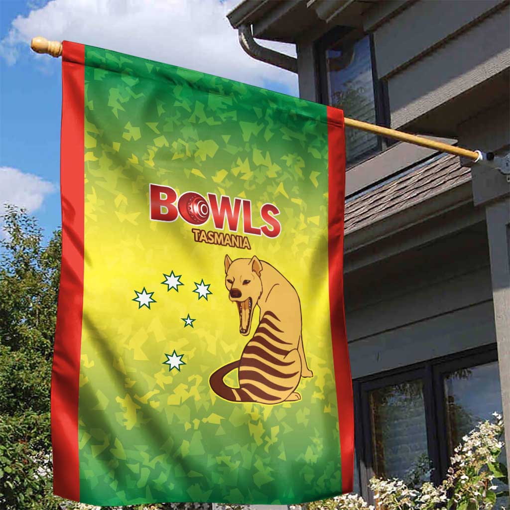Australian Tasmania Lawn Bowls Garden Flag Aussie Minimalist Style - Aussie Hoodie