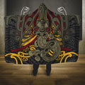 Maori Hei Tiki Tribal Tattoo Hooded Blanket