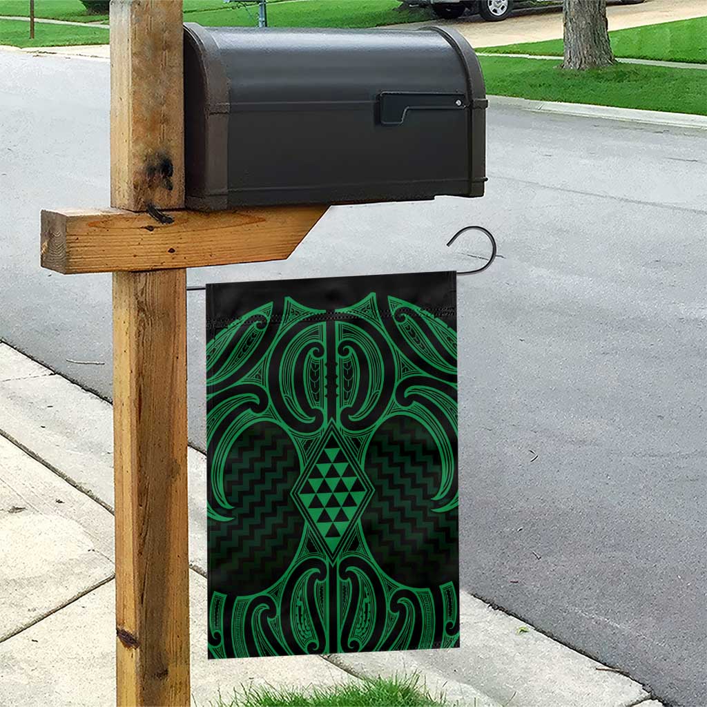 Kakariki Maori Ta Moko Poutama Art Garden Flag