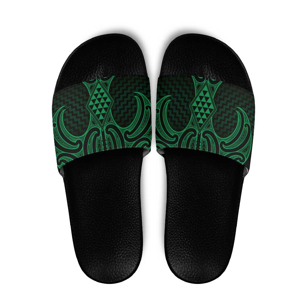 Kakariki Maori Ta Moko Poutama Art Slide Sandals - Aussie Hoodie