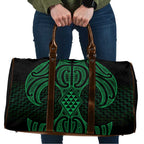 Kakariki Maori Ta Moko Poutama Art Travel Bag - Aussie Hoodie