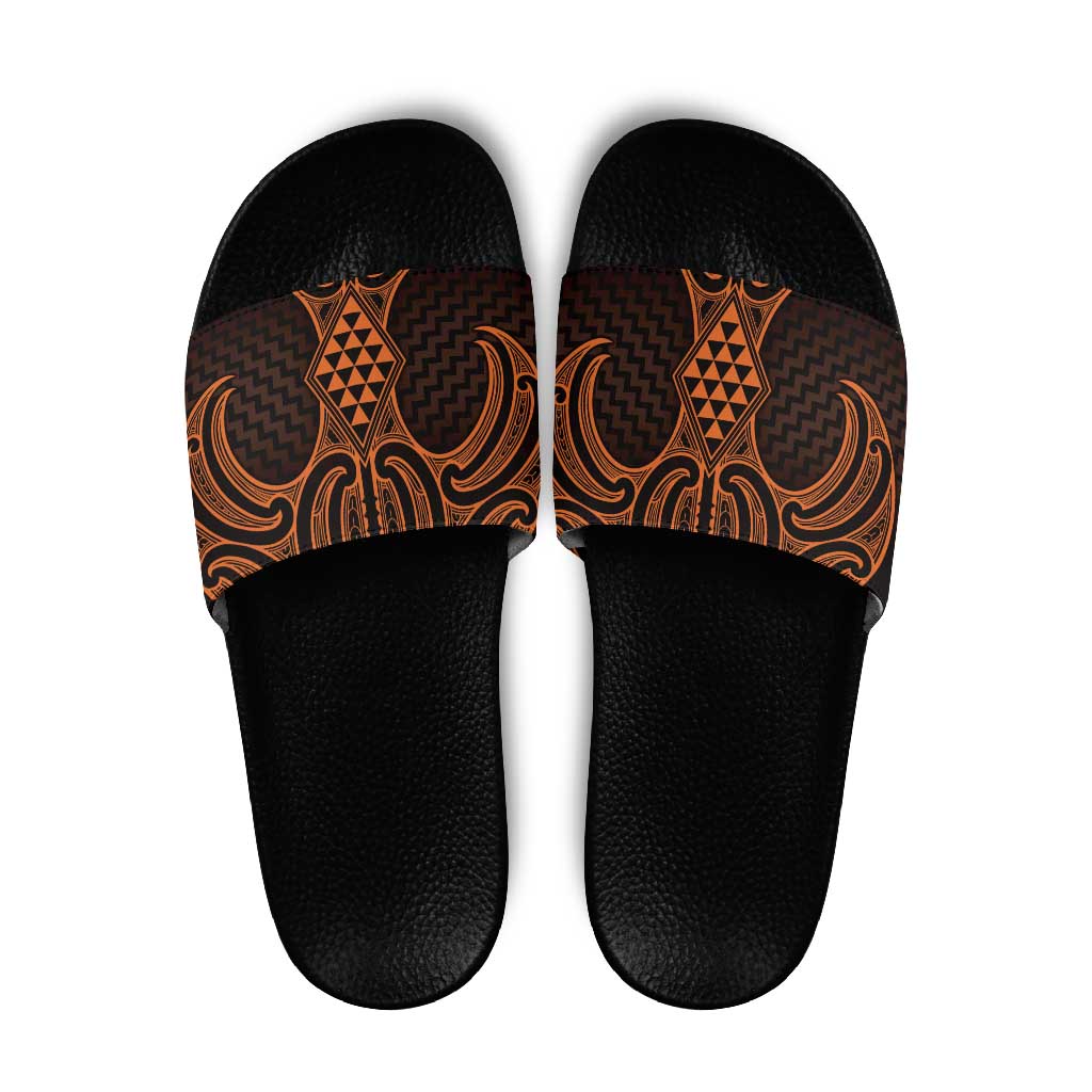 Karaka Maori Ta Moko Poutama Art Slide Sandals - Aussie Hoodie