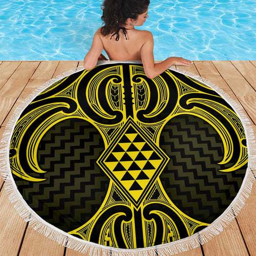 Mahi-dawg Maori Ta Moko Poutama Art Beach Blanket