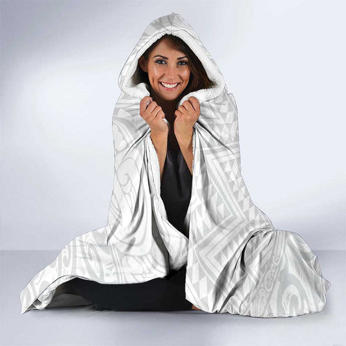 New Zealand Rangatira Custom Hooded Blanket All White Niho Taniwha Maori Tribal