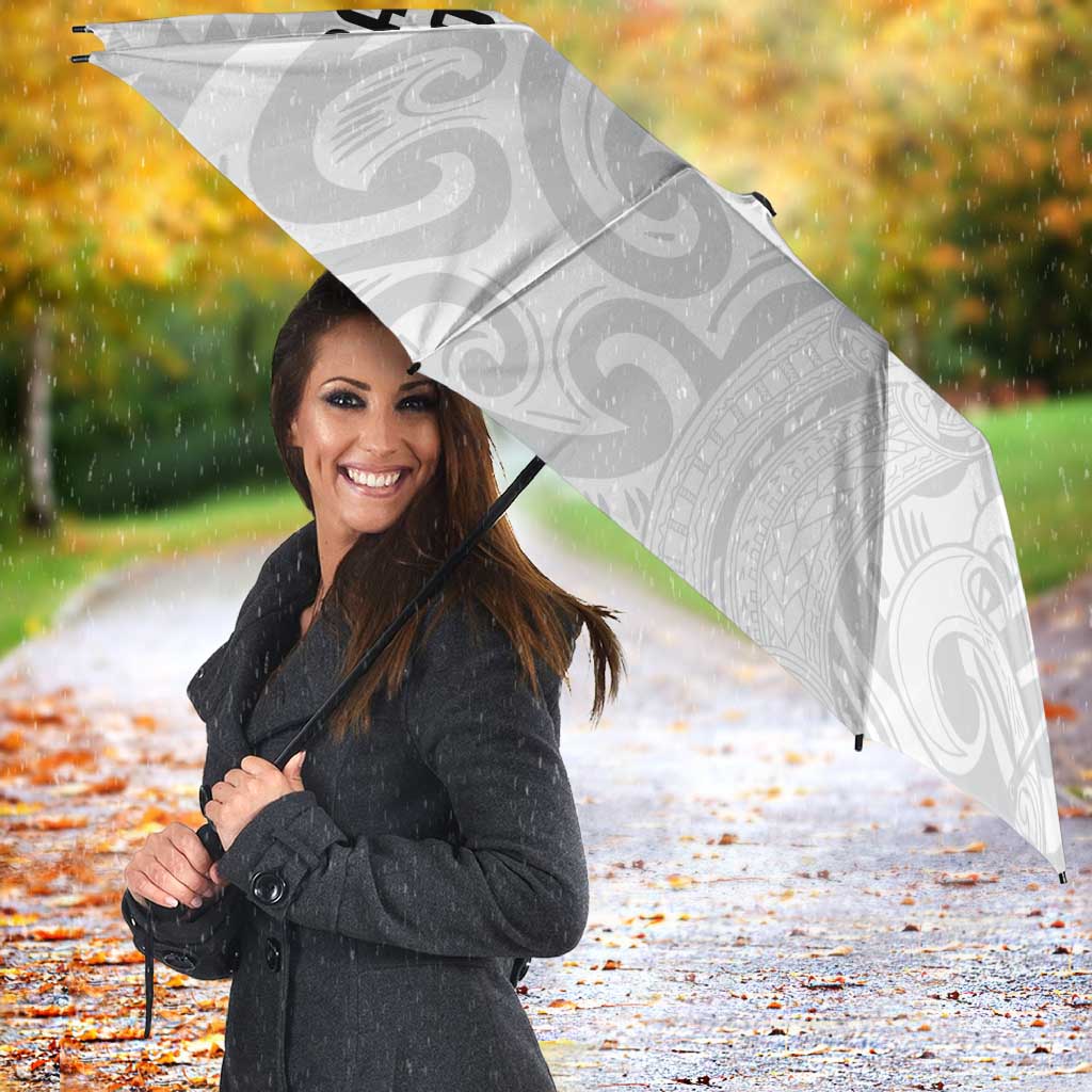 New Zealand Rangatira Custom Umbrella All White Niho Taniwha Maori Tribal - Aussie Hoodie