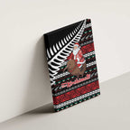 New Zealand Kiwi Santa Christmas Canvas Wall Art He Wairua Kirihimete - Aussie Hoodie