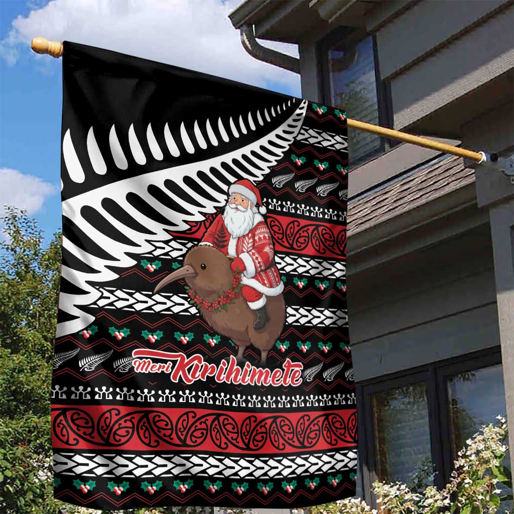 New Zealand Kiwi Santa Christmas Garden Flag He Wairua Kirihimete - Aussie Hoodie