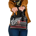 New Zealand Kiwi Santa Christmas Shoulder Handbag He Wairua Kirihimete - Aussie Hoodie