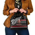 New Zealand Kiwi Santa Christmas Shoulder Handbag He Wairua Kirihimete - Aussie Hoodie