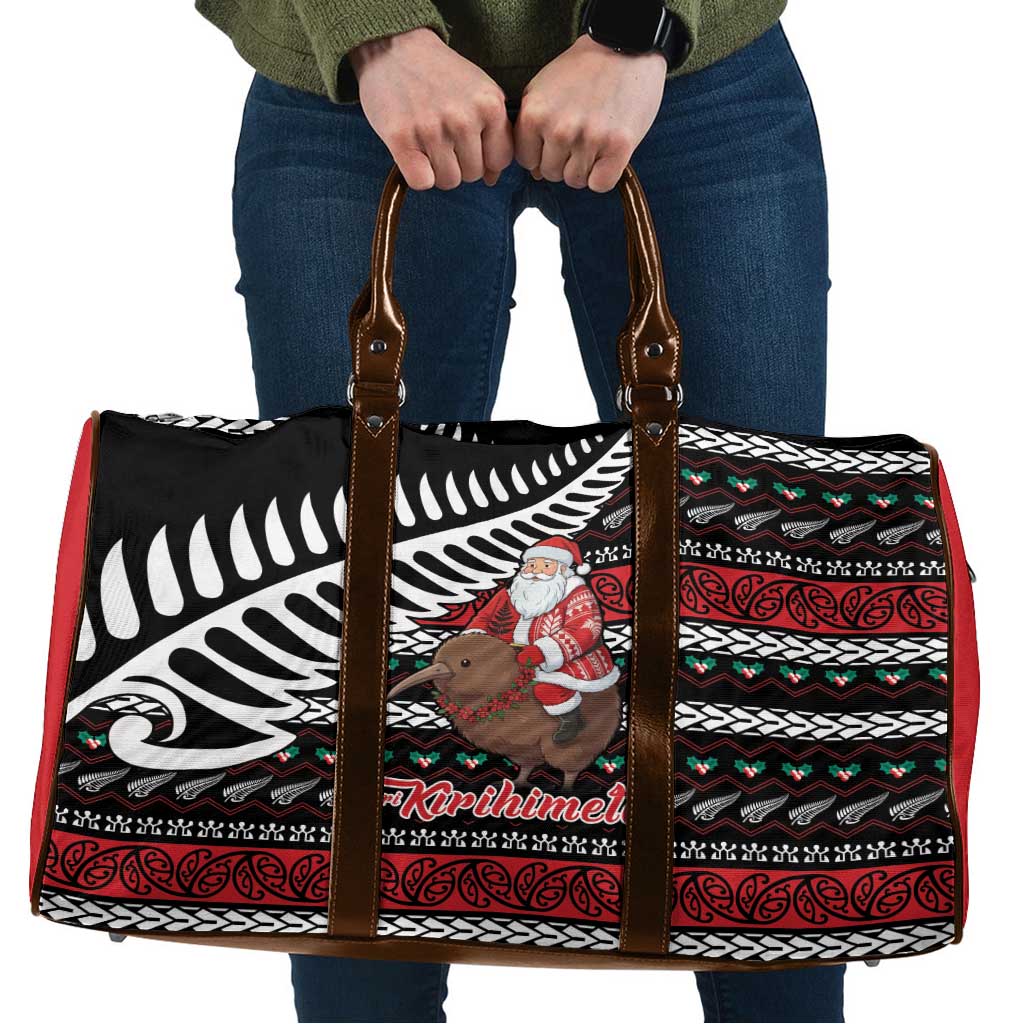 New Zealand Kiwi Santa Christmas Travel Bag He Wairua Kirihimete - Aussie Hoodie