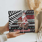 New Zealand Kiwi Santa Christmas Wrapping Paper He Wairua Kirihimete - Aussie Hoodie