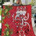 Personalised New Zealand Koru Pohutukawa Quilt Meri Kirihimete Aroha for Christmas - Aussie Hoodie