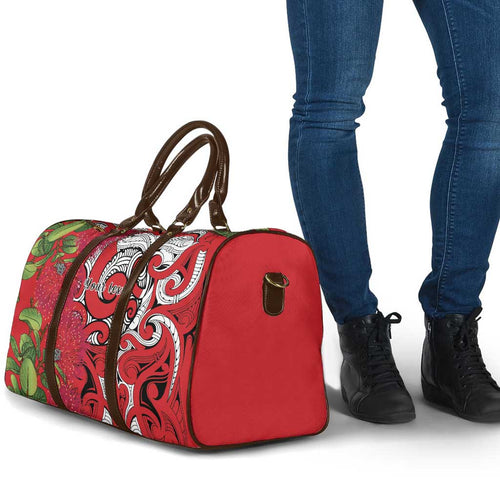 Personalised New Zealand Koru Pohutukawa Travel Bag Meri Kirihimete Aroha for Christmas - Aussie Hoodie