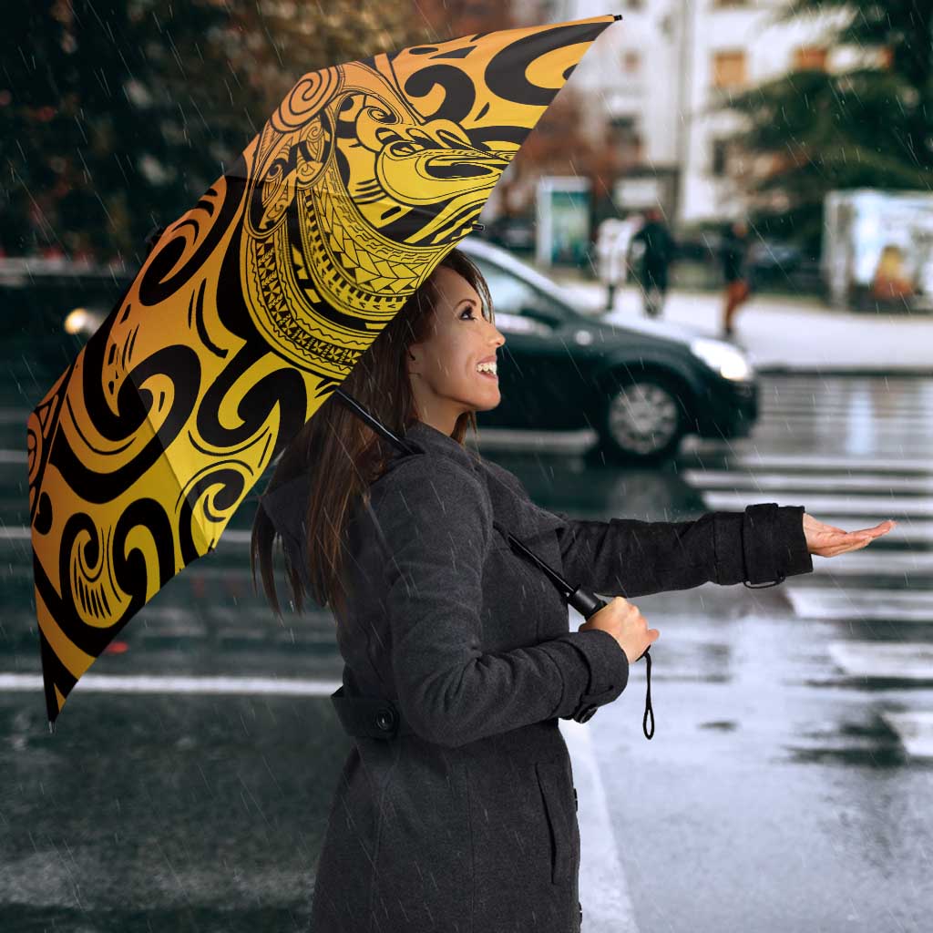 New Zealand Rangatira Custom Umbrella Red and Gold Niho Taniwha Maori Tribal - Aussie Hoodie
