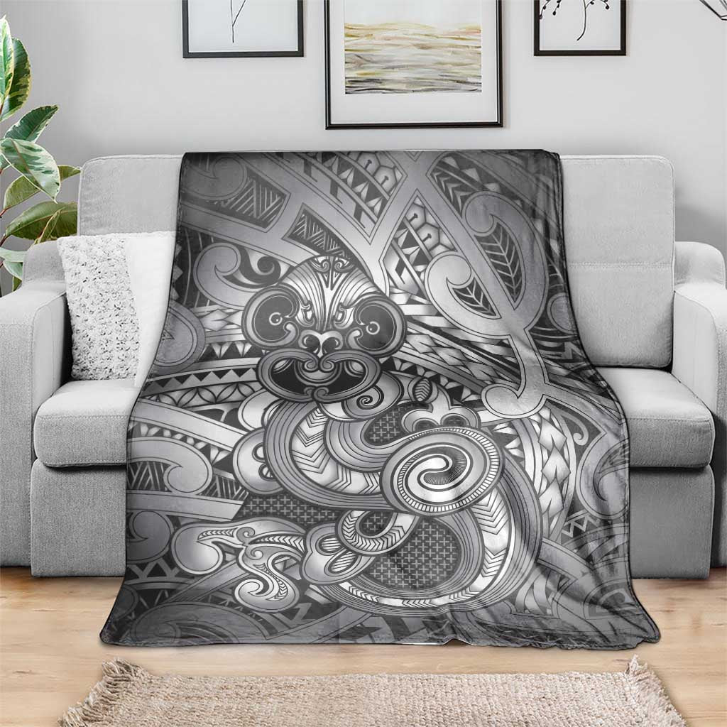Aotearoa Maori Hei Tiki Blanket Kiwikiwi Kowhaiwhai Puhoro Motif
