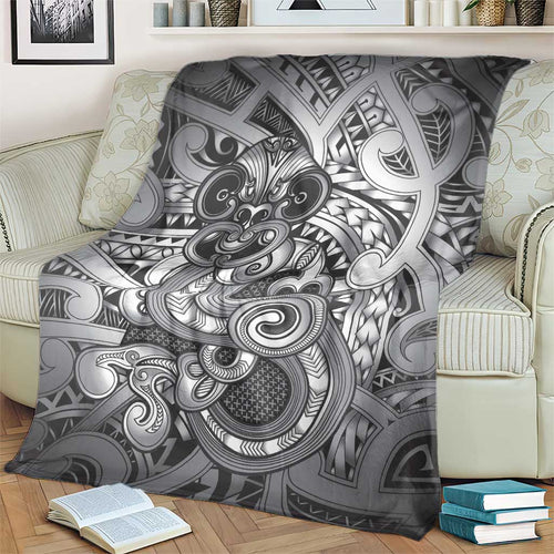 Aotearoa Maori Hei Tiki Blanket Kiwikiwi Kowhaiwhai Puhoro Motif