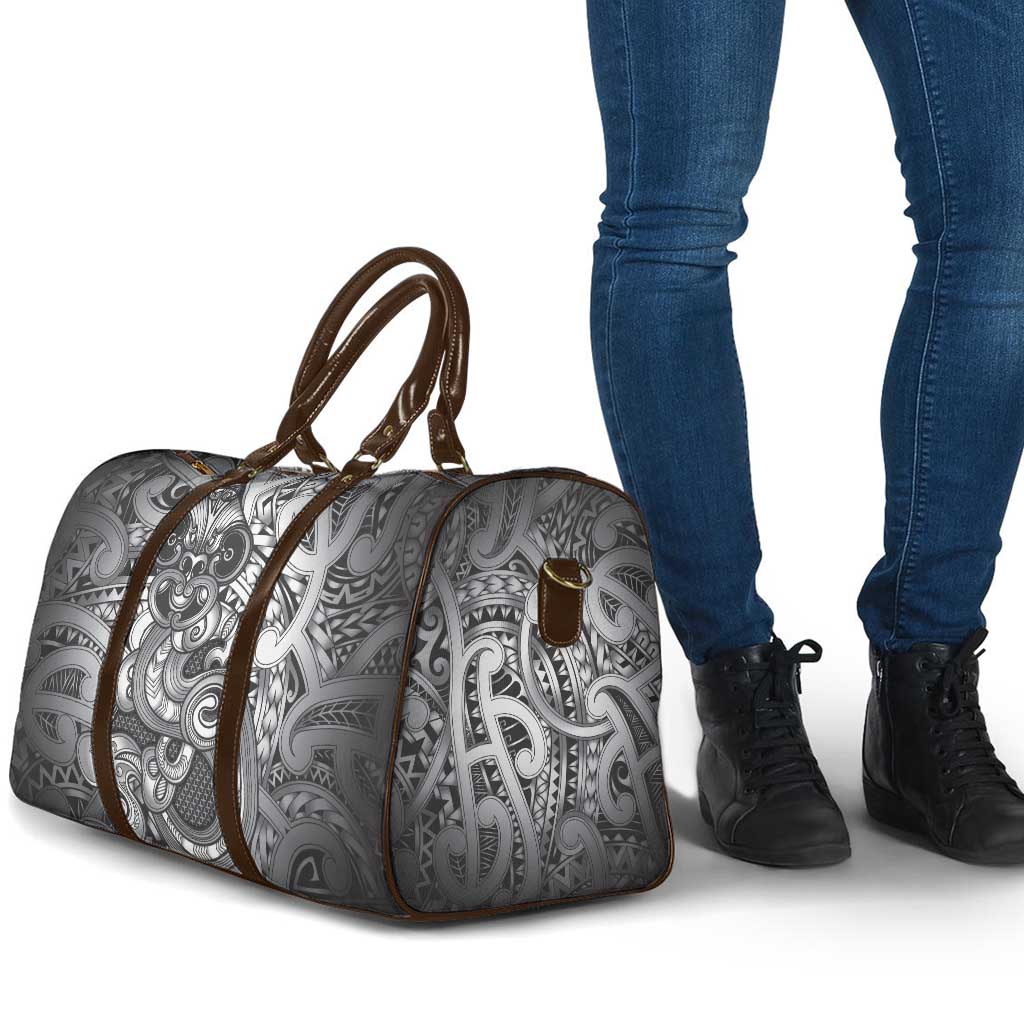 Aotearoa Maori Hei Tiki Travel Bag Kiwikiwi Kowhaiwhai Puhoro Motif