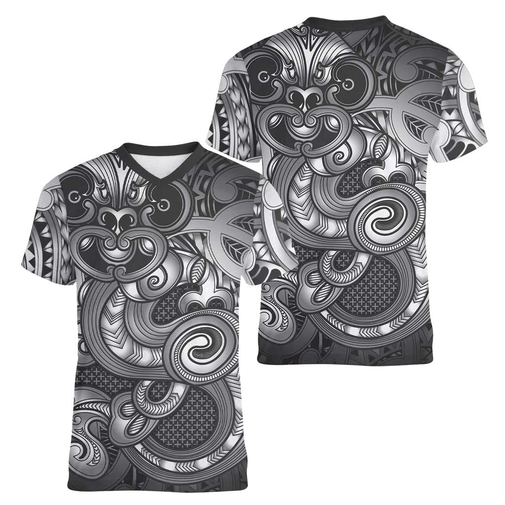 Aotearoa Maori Hei Tiki Women V-Neck T-Shirt Kiwikiwi Kowhaiwhai Puhoro Motif