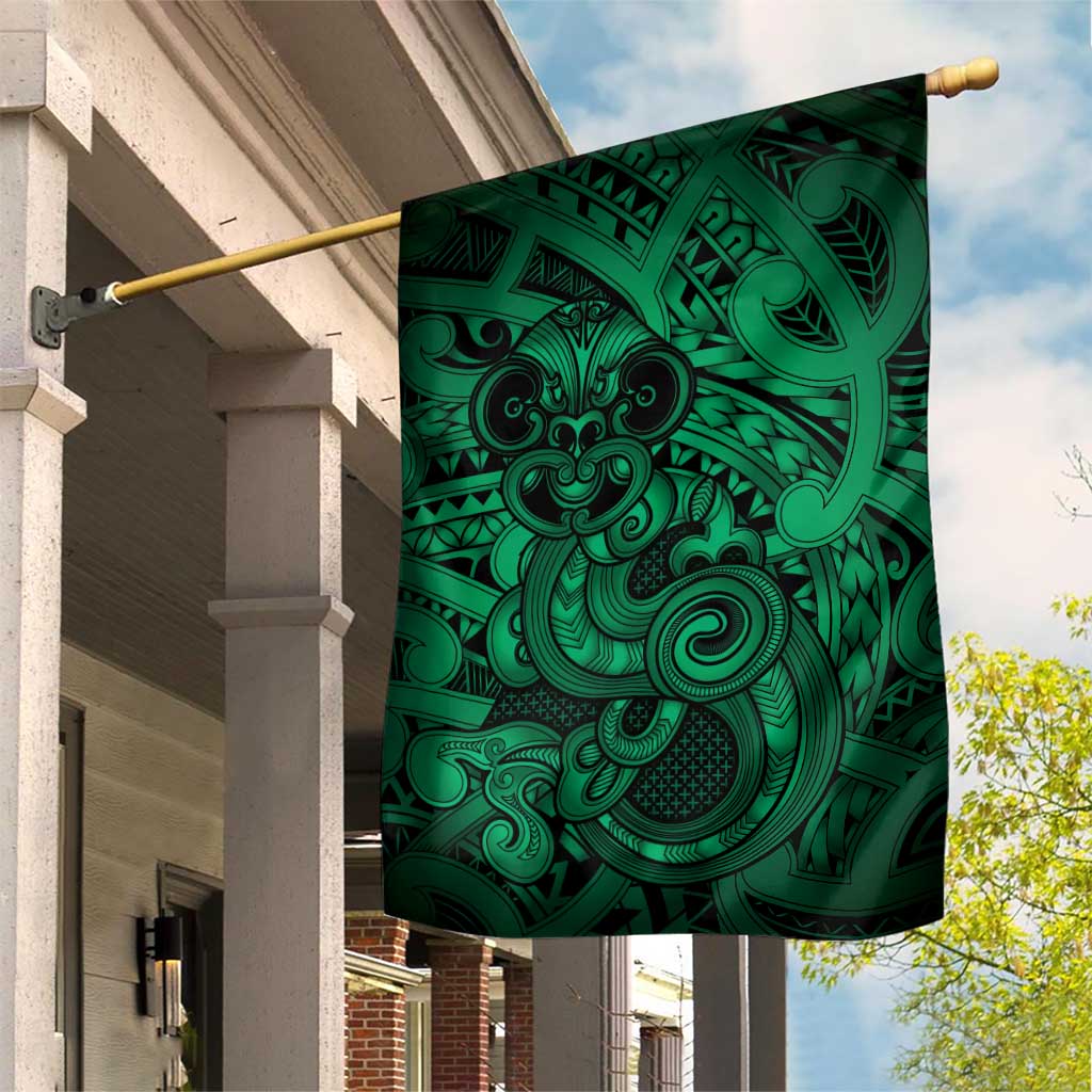 Aotearoa Maori Hei Tiki Garden Flag Kakariki Kowhaiwhai Puhoro Motif