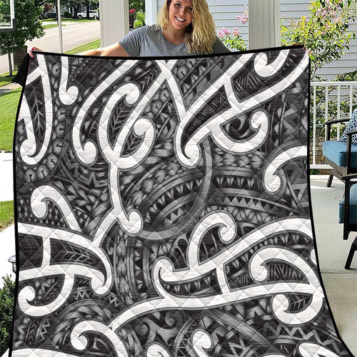 Aotearoa Maori Kowhaiwhai Quilt Kiwikiwi Puhoro and Patiki