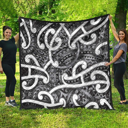 Aotearoa Maori Kowhaiwhai Quilt Kiwikiwi Puhoro and Patiki