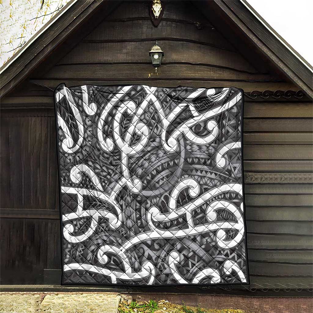 Aotearoa Maori Kowhaiwhai Quilt Kiwikiwi Puhoro and Patiki