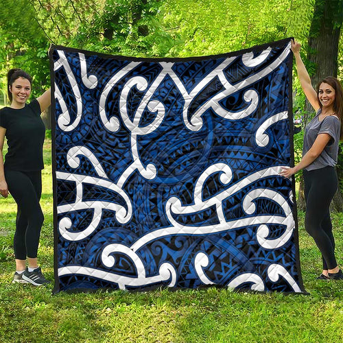 Aotearoa Maori Kowhaiwhai Quilt Kikorangi Puhoro and Patiki
