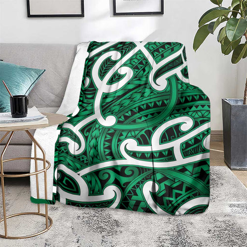 Aotearoa Maori Kowhaiwhai Blanket Kakariki Puhoro and Patiki