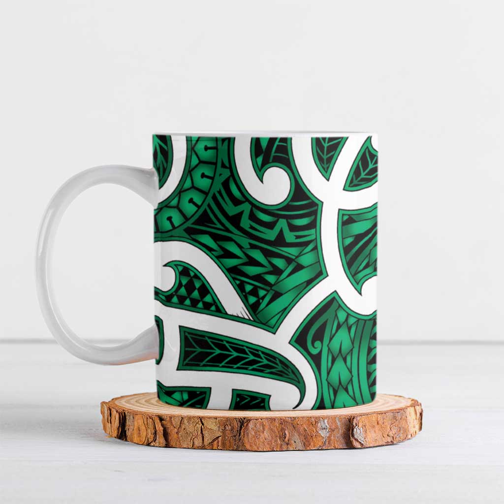 Aotearoa Maori Kowhaiwhai Ceramic Mug Kakariki Puhoro and Patiki