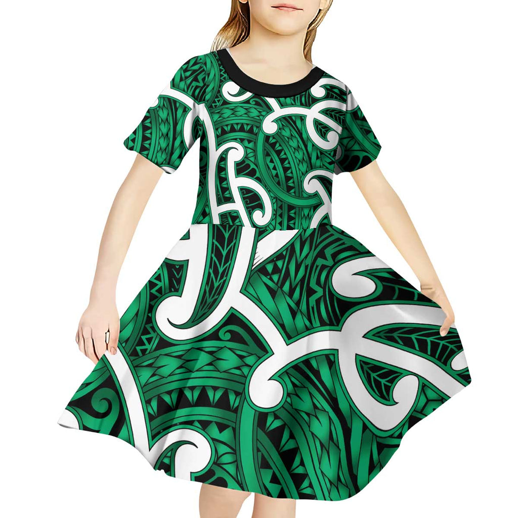 Aotearoa Maori Kowhaiwhai Kid Short Sleeve Dress Kakariki Puhoro and Patiki