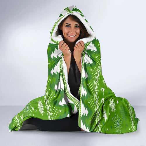 custom-raiders-rugby-hooded-blanket-the-mighty-green-machine-2023-christmas-vibe