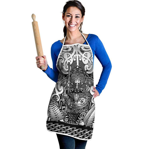 New Zealand Taiaha Maori Apron Kiwikiwi Minimalist Silver Fern Tukutuku Motif