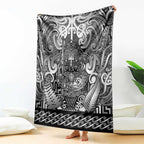 New Zealand Taiaha Maori Blanket Kiwikiwi Minimalist Silver Fern Tukutuku Motif