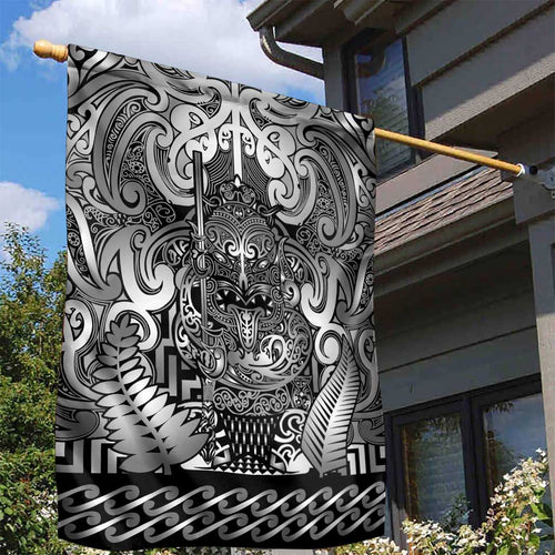 New Zealand Taiaha Maori Garden Flag Kiwikiwi Minimalist Silver Fern Tukutuku Motif