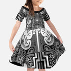 Custom New Zealand Taiaha Maori Kid Short Sleeve Dress Kiwikiwi Minimalist Silver Fern Tukutuku Motif