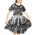 Custom New Zealand Taiaha Maori Kid Short Sleeve Dress Kiwikiwi Minimalist Silver Fern Tukutuku Motif
