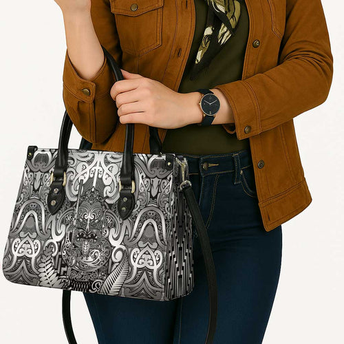 New Zealand Taiaha Maori Leather Bag Kiwikiwi Minimalist Silver Fern Tukutuku Motif