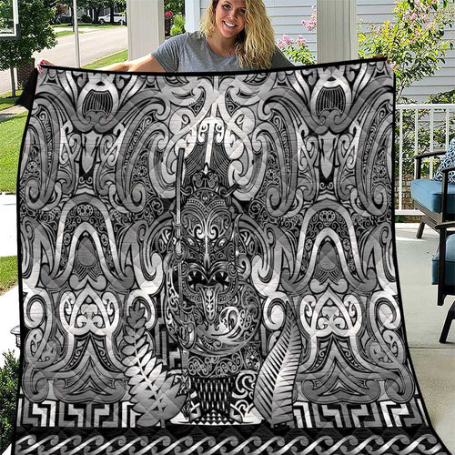 New Zealand Taiaha Maori Quilt Kiwikiwi Minimalist Silver Fern Tukutuku Motif