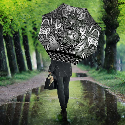 New Zealand Taiaha Maori Umbrella Kiwikiwi Minimalist Silver Fern Tukutuku Motif